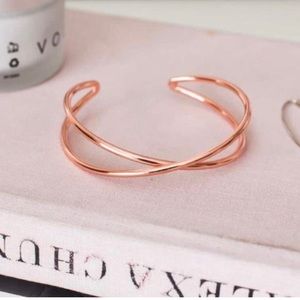 New in packaging TRIBE‎ ALIVE Bracelet Rose Gold Criss Cross Cuff